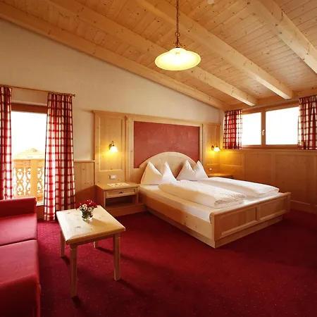 Garni Iosc Hotel